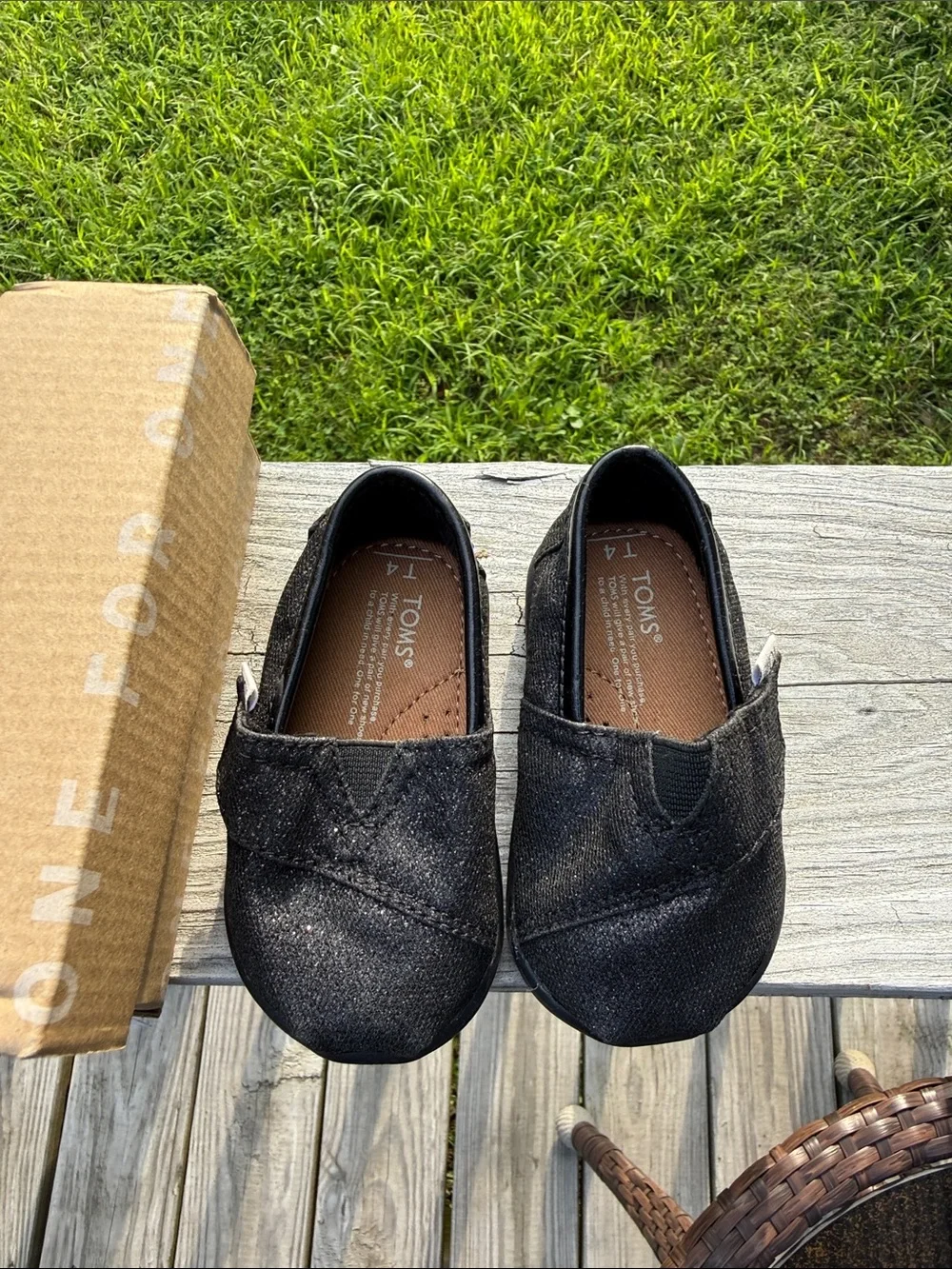 Toms Kids Black Glimmer Slip-On Classics